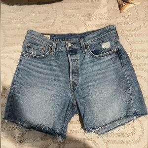 501® MID THIGH WOMEN'S SHORTS